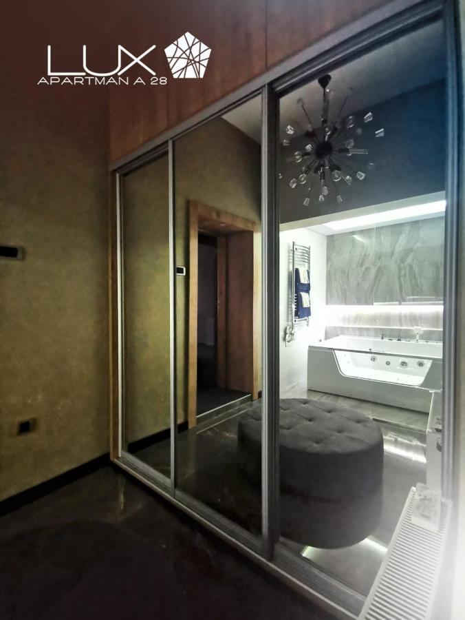 ノヴィ・サドLux A28アパートメント エクステリア 写真